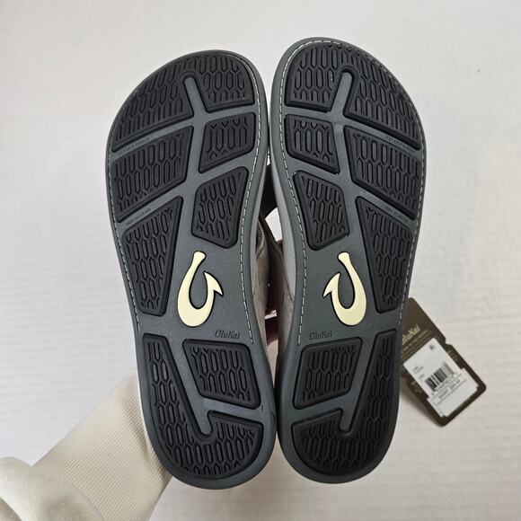 Olukai Tuahine Sandals Size 9 Mens Waterproof Leather Sandals Stone - Picture 4 of 4
